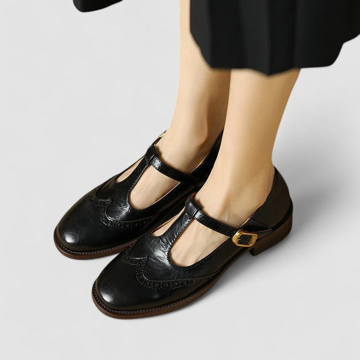Noor | Dames Mary Jane Brogue T Bar Gesp Leer Blokhak Vintage