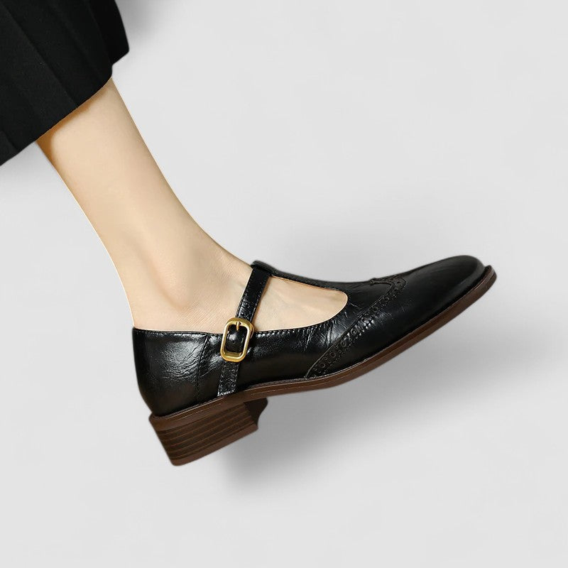 Noor | Dames Mary Jane Brogue T Bar Gesp Leer Blokhak Vintage