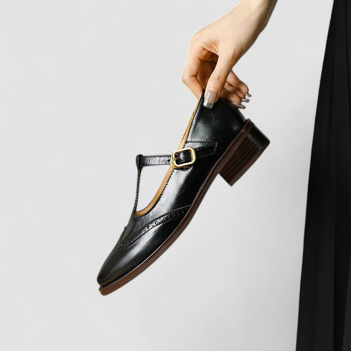 Noor | Dames Mary Jane Brogue T Bar Gesp Leer Blokhak Vintage