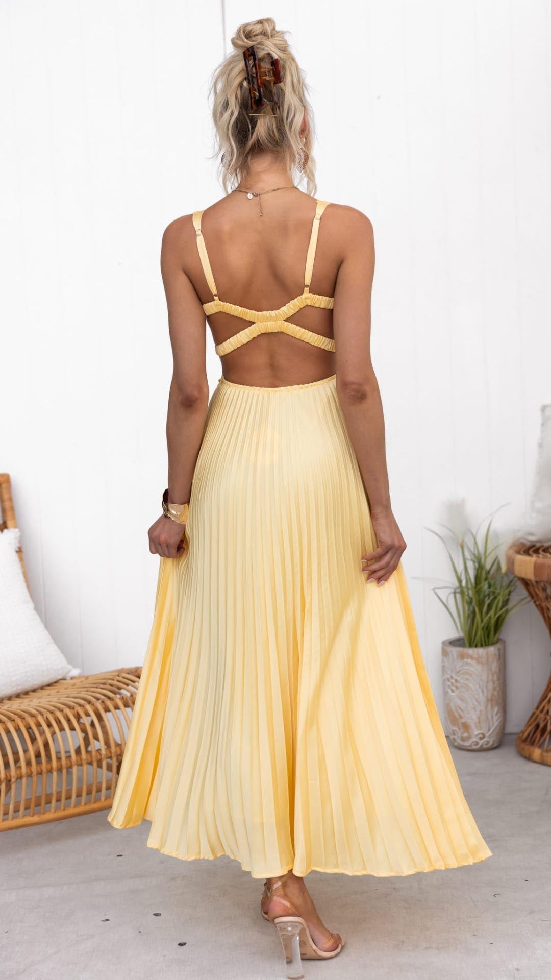 Saffron | Elegante Dames Plissé Midi Jurk met V-hals