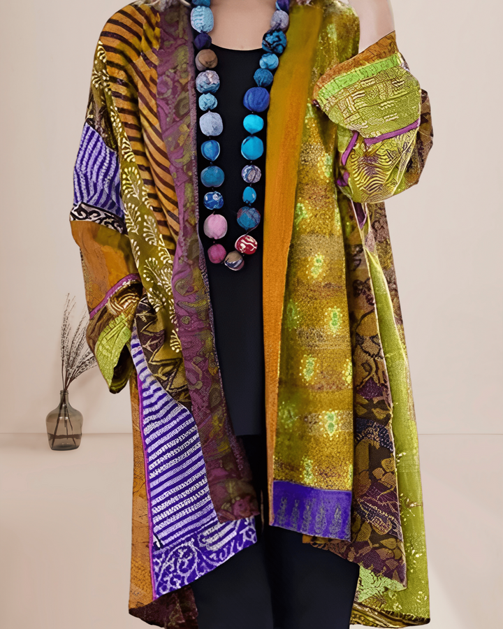 Guusje boho patchwork kimono vest in okergeel en groen tinten, vooraanzicht