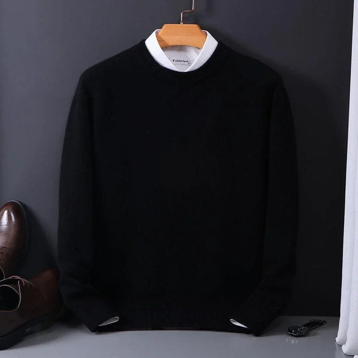 Laurent ronde hals pullover in zwart, vooraanzicht