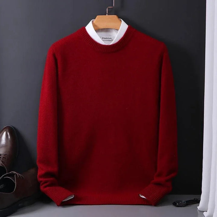 Laurent ronde hals pullover in bordeauxrood, close-up vooraanzicht