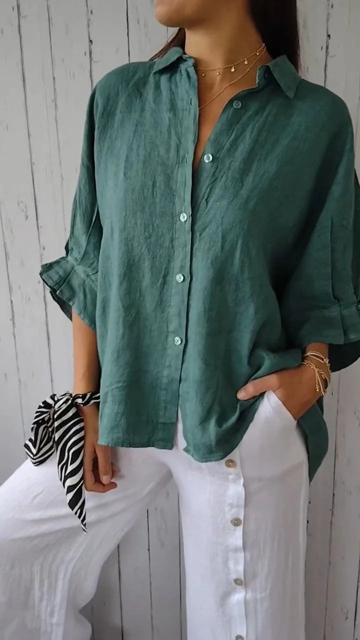 Marit groene blouse detailfoto mouw en zak