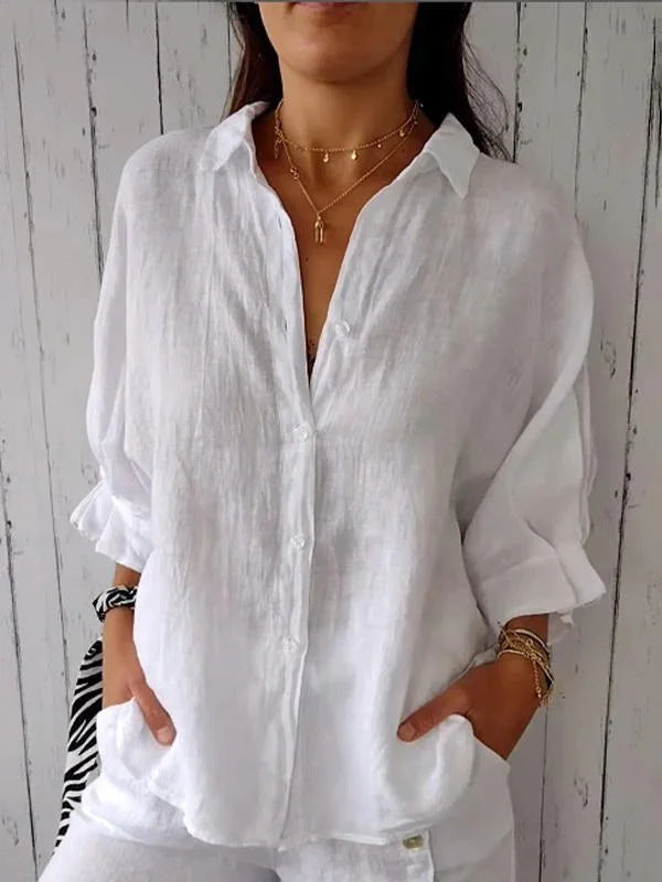 Marit witte blouse close-up detail kraag en knopen