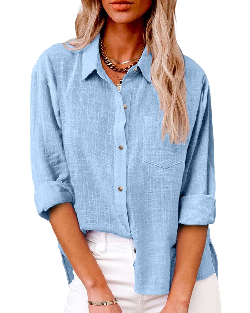 Renske button down blouse in lichtblauw, vooraanzicht