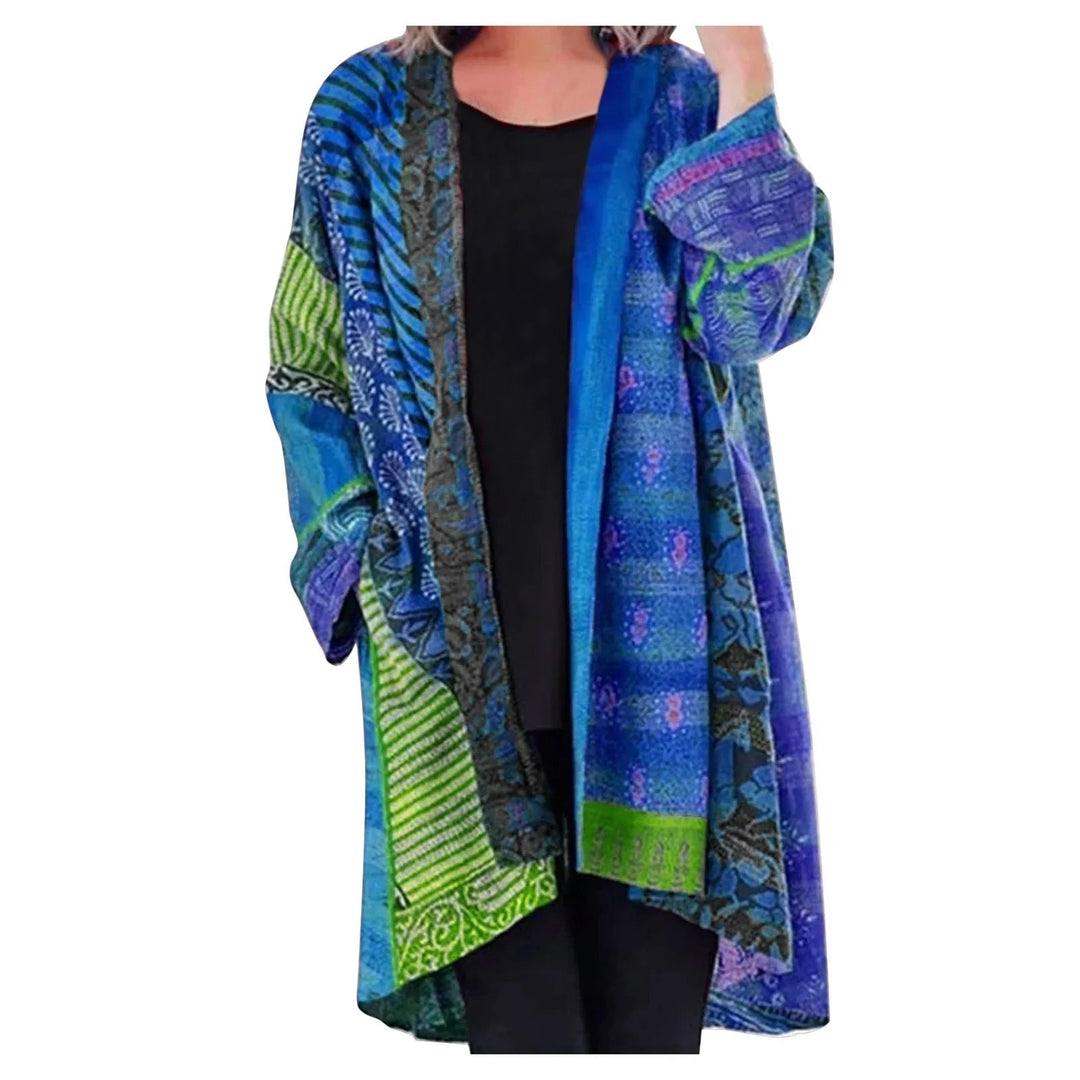 Wietske blauw patchwork vest, gedragen vooraanzicht